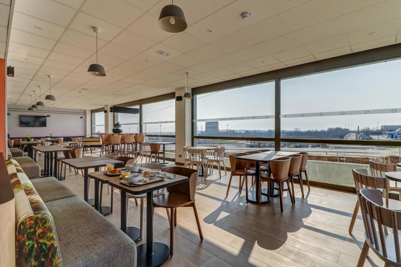 B&B Hotel Dijon Valmy Toison D'Or Экстерьер фото