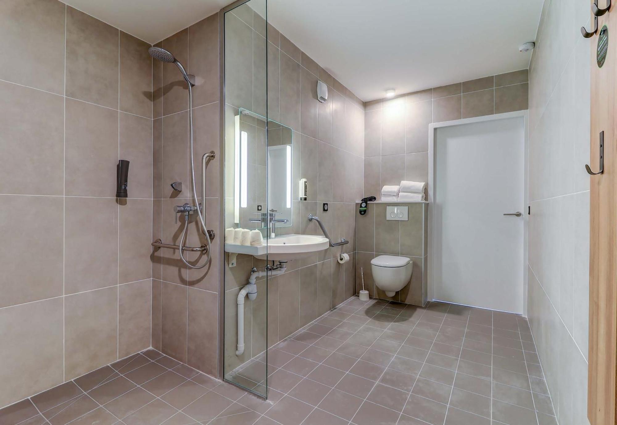 B&B Hotel Dijon Valmy Toison D'Or Экстерьер фото